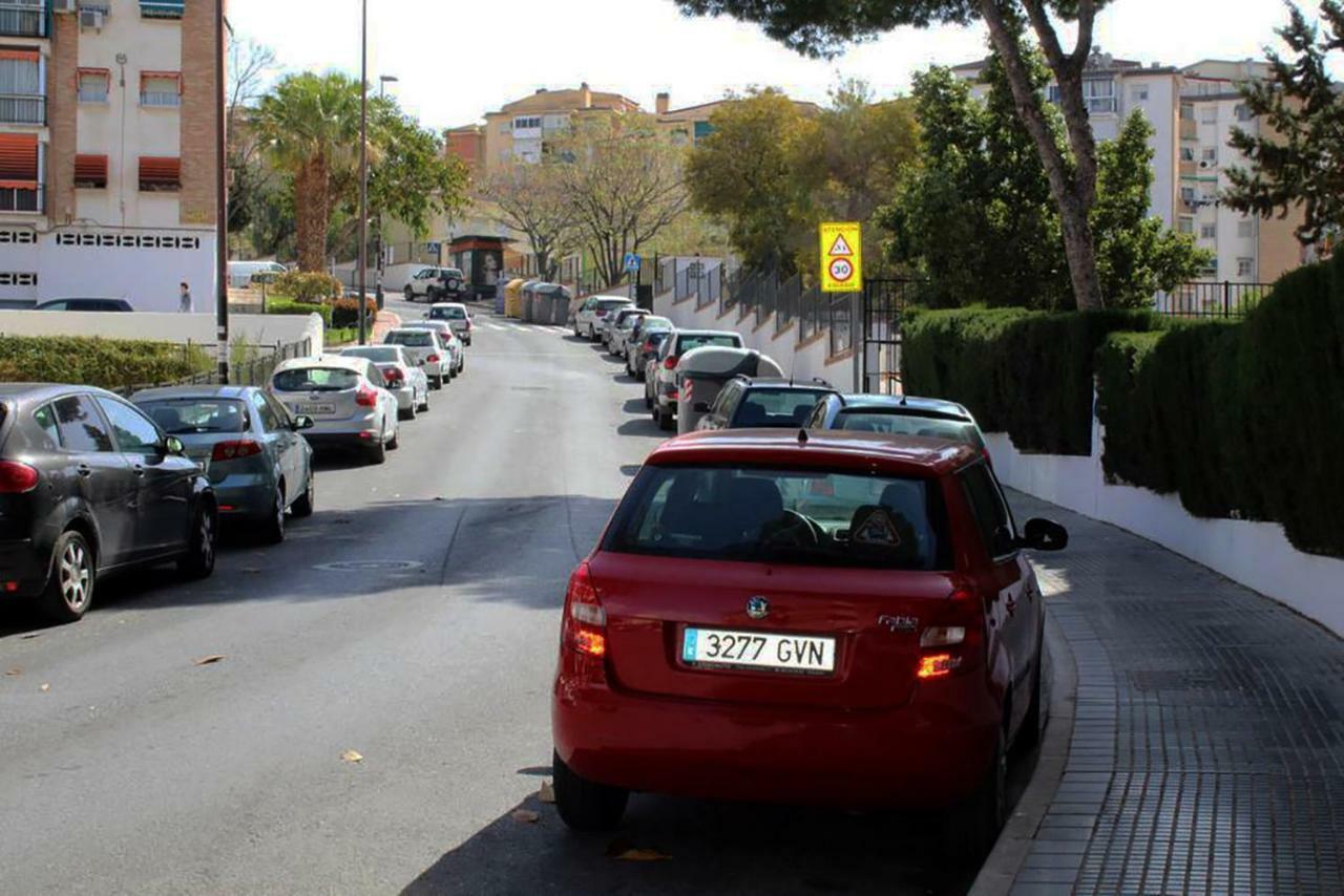 Apartamento Con Parking Gratuito مالقة المظهر الخارجي الصورة